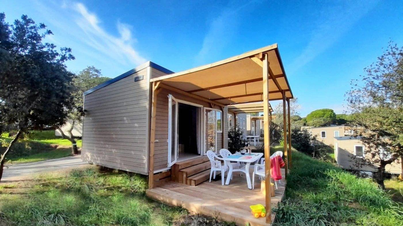 Camping 5 étoiles - Parc aquatique - ef0ab0 in Le Muy, Region de Draguignan