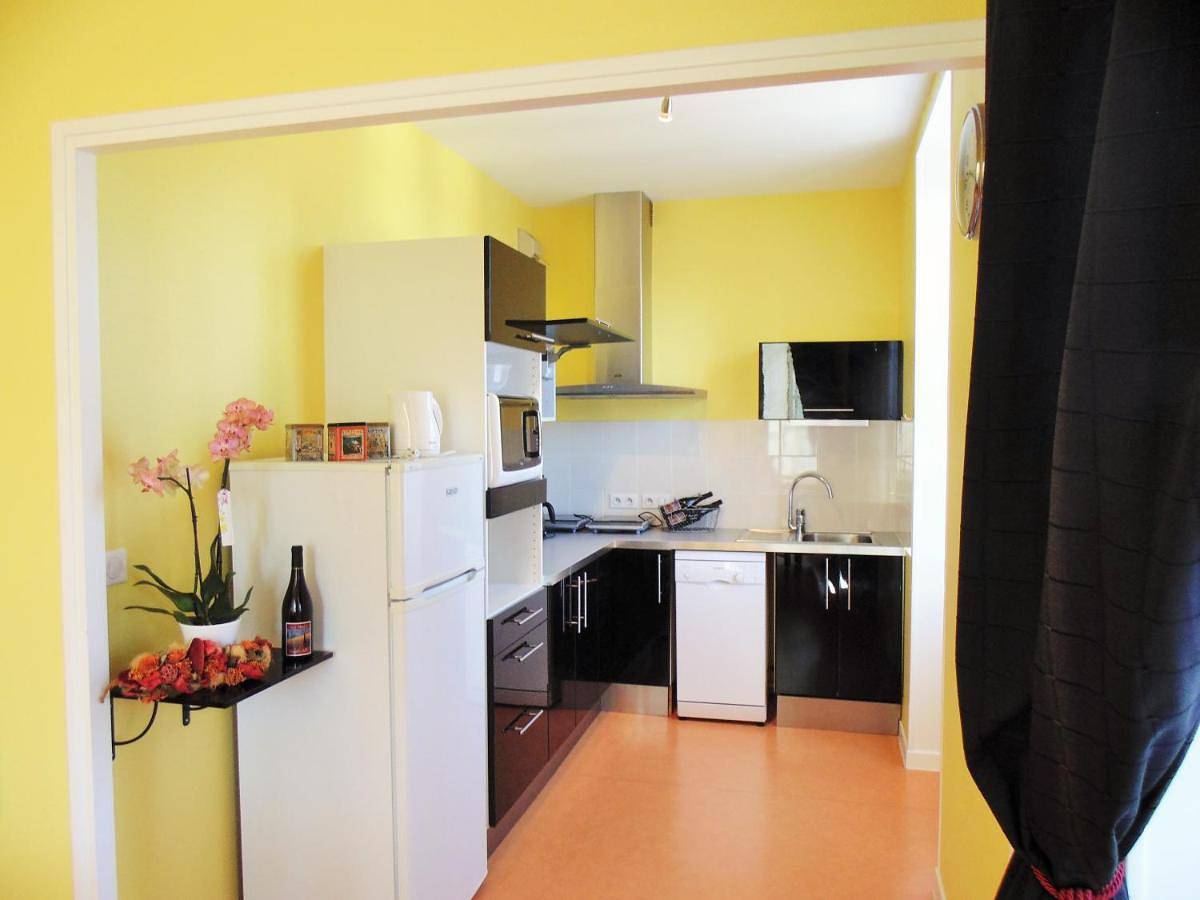 Appartement entier, Les Gîtes de La Fontaine in Jullié, Région de Villefranche-sur-Saône