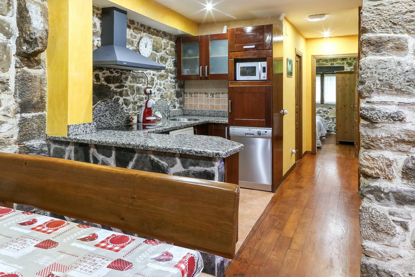 Maison spacieuse avec jacuzzi, vue sur la montagne et proche de Tineo in Tineo, Côte Cantabrique