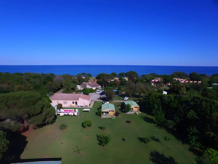 Chalet pour 6 personnes, avec jardin en Corse
