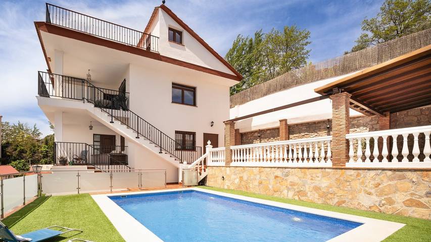 Chalet para 12 personas, con piscina y balcón/terraza en Vega de Granada - 4