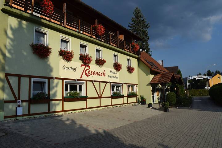 Ferienhaus für 2 Personen, mit Terrasse in Wallenfels