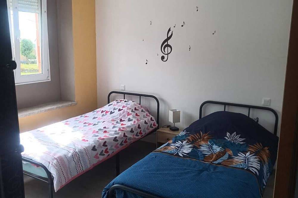 Ganze Wohnung, Gemütliche Unterkunft mit großem Garten, ideal für 5 Personen - Eschviller in Wollmünster, Saargemünd