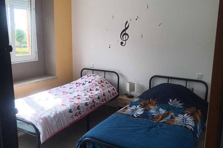 Entire apartment, Cozy apartment with large garden, ideal for 5 people - Eschviller in Volmunster, Sarreguemines