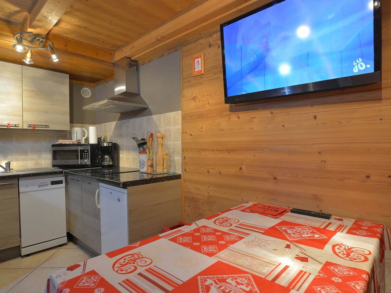 Gehele studio, Cozy Arc 2000 Studio for 6: Central, Balcony, Mezzanine, Near Slopes in Les Arcs, Bourg-Saint-Maurice