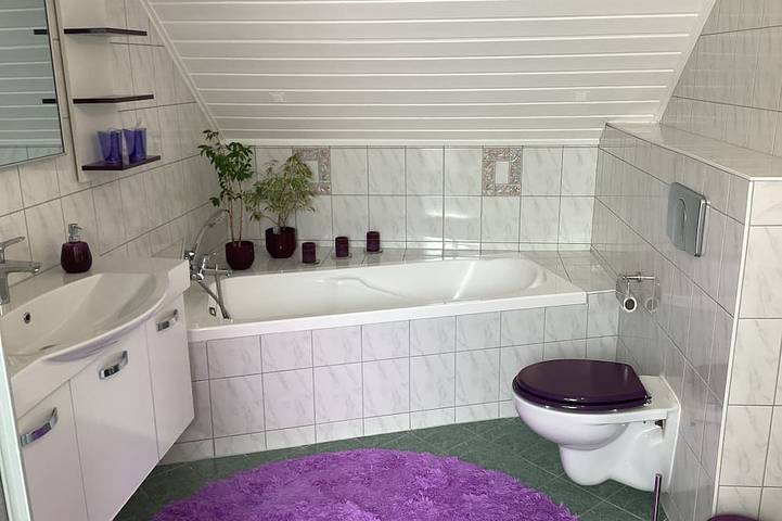 Ferienhaus Wernesgrün im Vogtland am Waldesrand, modern eingerichtet mit Sauna in Steinberg (Vogtland), Chemnitz und Umgebung
