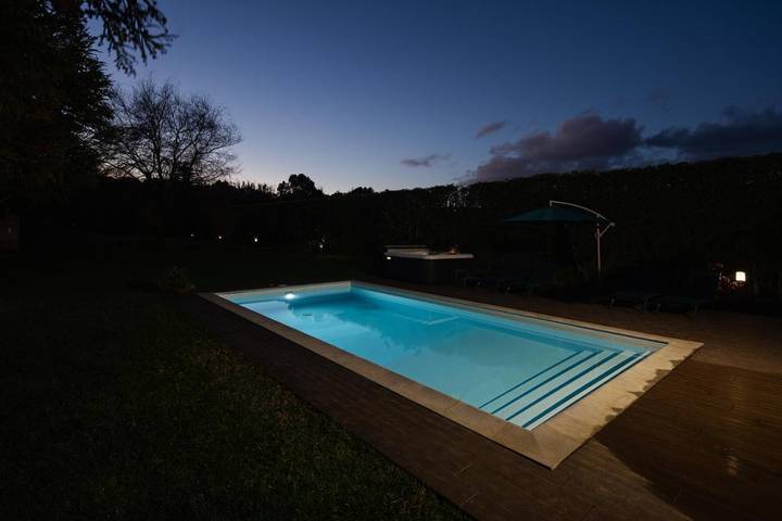 Ferienhaus für 6 Personen, mit Whirlpool und Terrasse sowie Garten und Pool in Ponta Delgada Azoren