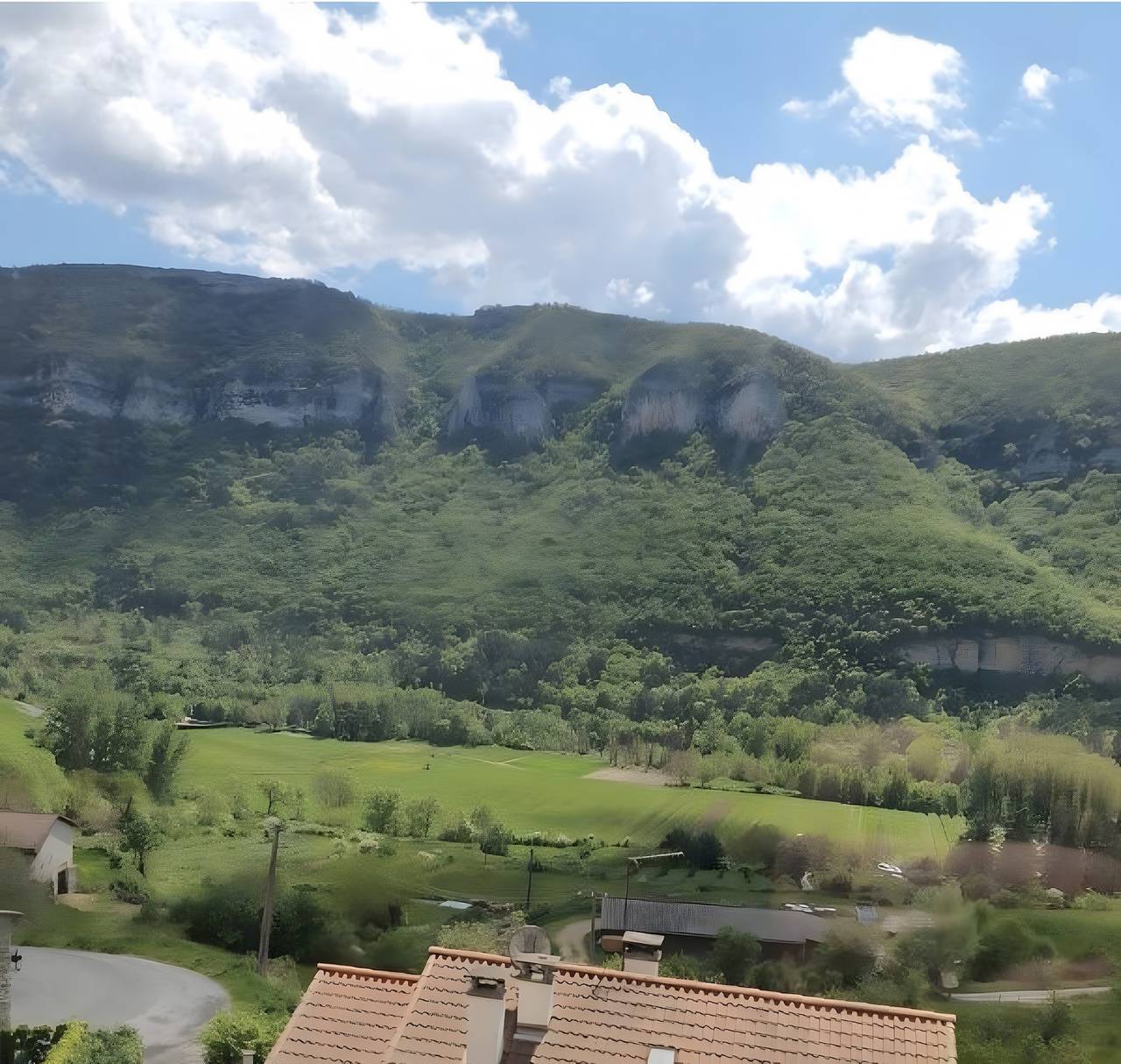 Appartement entier, Gîte des pêcheurs des Gorges du Tarn in Mostuéjouls, Parc naturel régional des Grands Causses