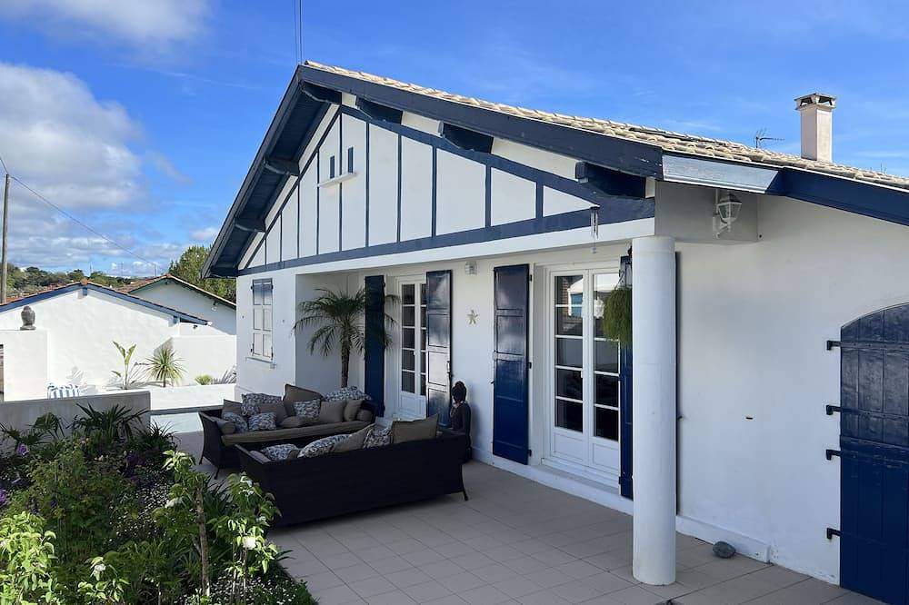 Schöne baskische Villa eingerichtet und komplett ausgestattet mit Schwimmbad in Biarritz, Bayonne und Umgebung
