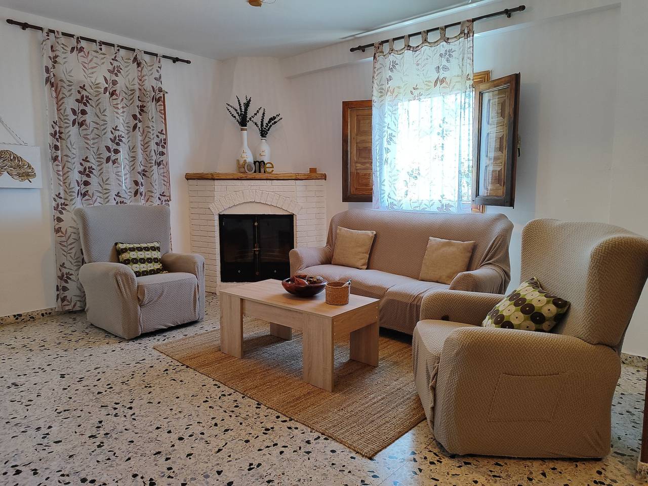 Casa Vacacional 'La Huerta Del Parral' con Wi-Fi y Aire Acondicionado in Soportújar, Provincia de Granada