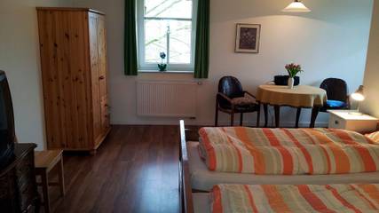 Ferienwohnung für 3 Personen, mit Garten und Terrasse in Altjellingsdorf
