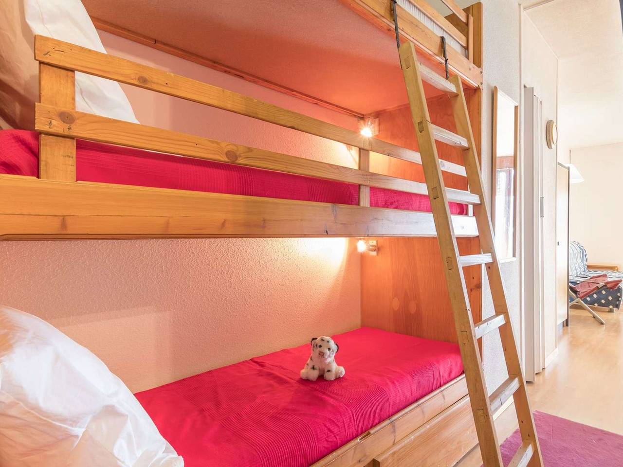 Entire apartment, Location montagne 4 Pax, Montgenèvre. in Montgenèvre, Briançon region