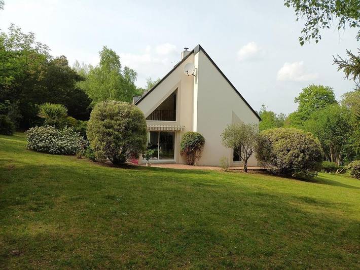 Alojamiento y desayuno para 2 personas, con terraza además de vistas y jardín - 1