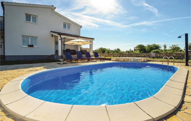 Modernes Apartment mit 2 Schlafzimmern und Pool in der Nähe des Flusses Krka und des Visovačko-Sees in Dalmatinisches Zagora