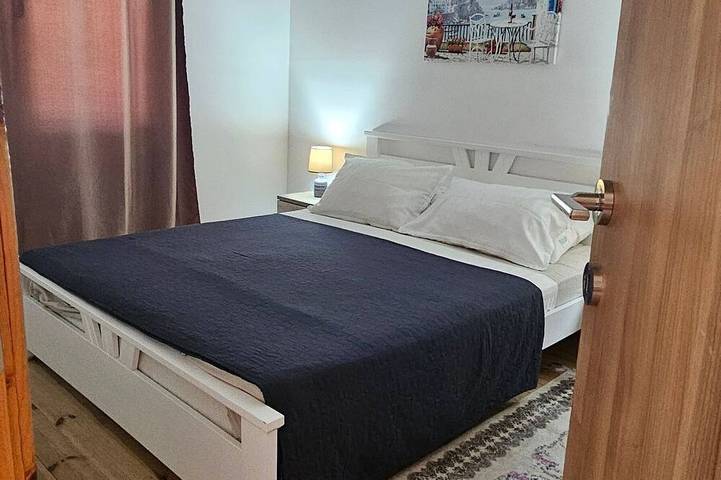 Bungalow für 4 Personen, mit Garten, mit Haustier in Montenegro - 2