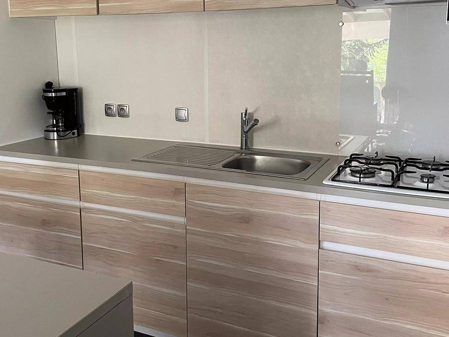 Camping Au P'tit Bonheur - Mobile home 6 persons - Comfort 3 Rooms 4/6 People in Peyrillac-et-Millac, Périgord Noir