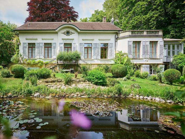 Ferienhaus für 8 Personen, mit Terrasse und Garten