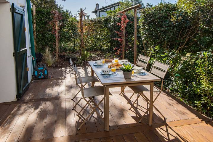 Ganze Wohnung, Ferienwohnung für 4 Personen mit Garten in Le Moulleau, Arcachon