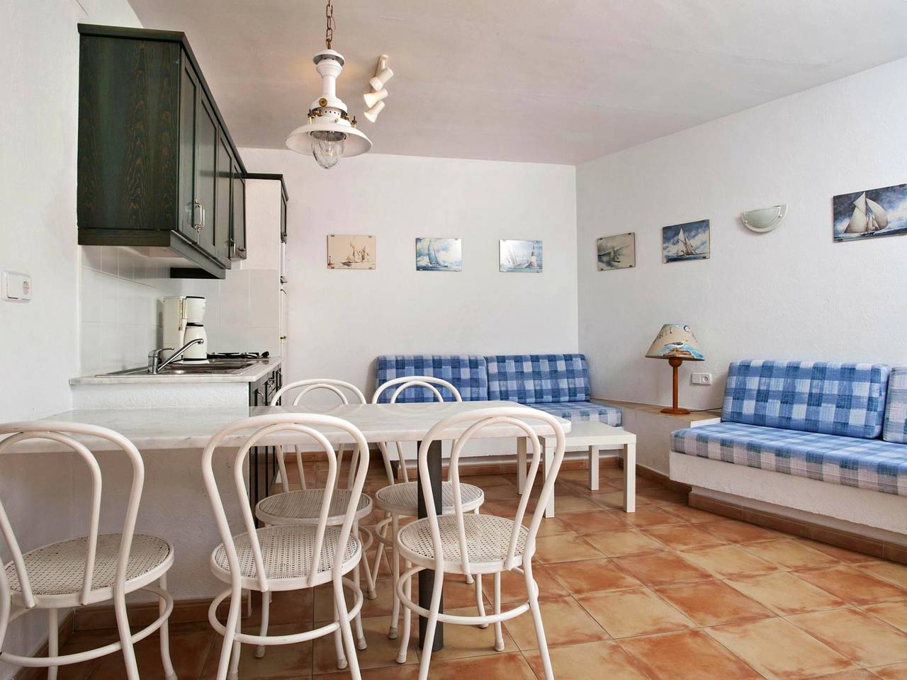 Geheel vakantieappartement, Vakantieappartement voor 6 personen met terras in Canyelles Petites, Roses