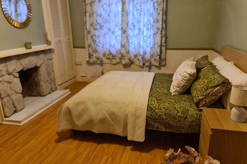 7 bedroom Guesthouse in County Kildare