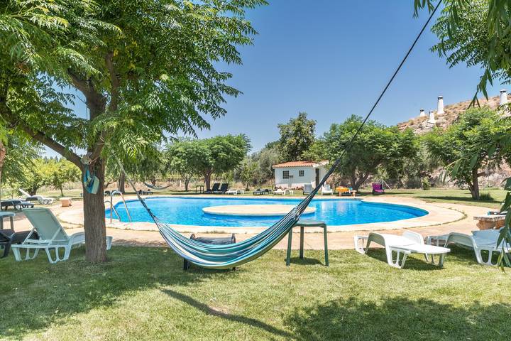 Chalet para 4 personas, con jardín, Se admiten mascotas en Provincia de Granada - 2