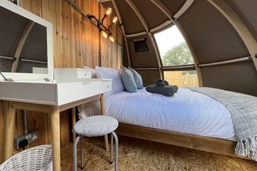 Camping for 4 People in Pembrokeshire, South-Wales, Photo 2