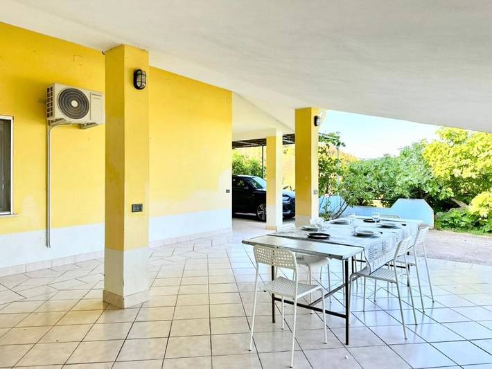 Gîte pour 6 personnes, avec jardin et vue, adapté aux familles à Loceri - 2