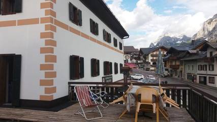 Gîte pour 5 personnes, avec vue ainsi que balcon et jardin à Sappada