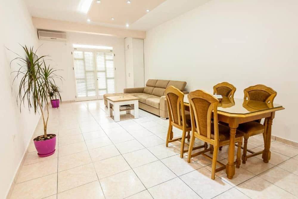 Ganze Wohnung, Apartments Adriatic - Apartment mit 1 Schlafzimmer in Sveti Stefan, Opština Budva