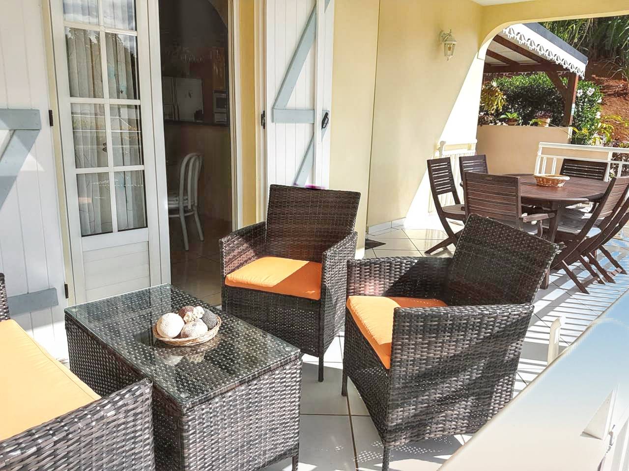 Encantadora Casa en Petit-Bourg + Jardín in Petit-Bourg, Guadalupe