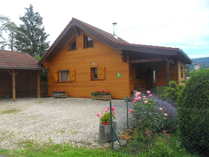 Chalet pour 4 personnes, avec balcon ainsi que vue et jardin dans le Doubs - 2