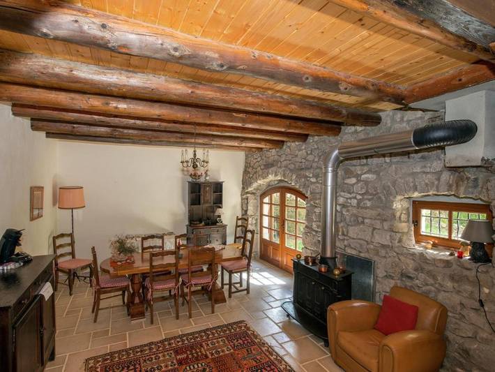 Ferienhaus für 6 Personen, mit Terrasse und Seeblick in der Ardèche - 2