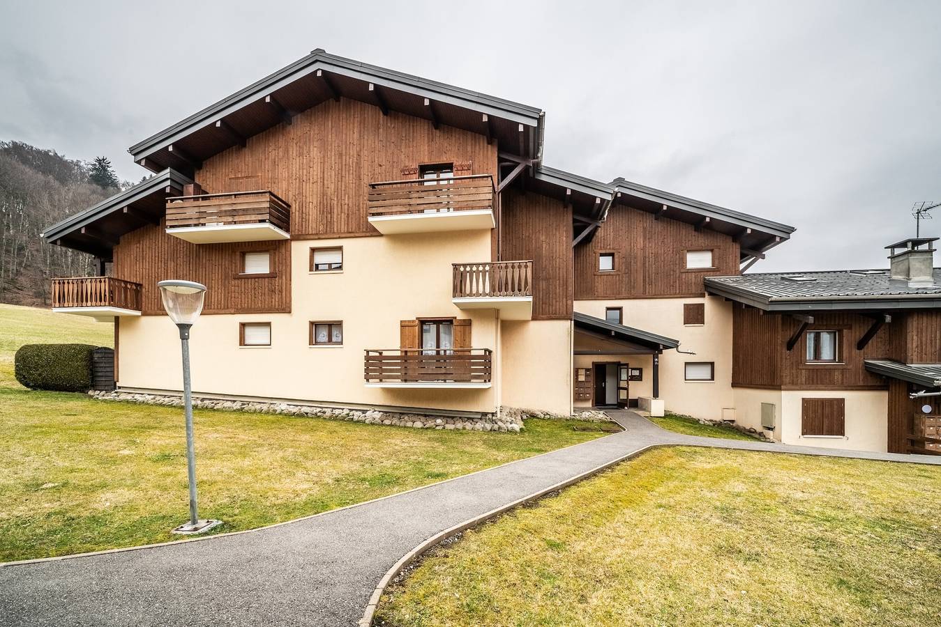 Estudio entero, Apartamento estudio 'Morillon - 4 Personnes' con vistas a la montaña y balcón in Station de Morillon, Morillon