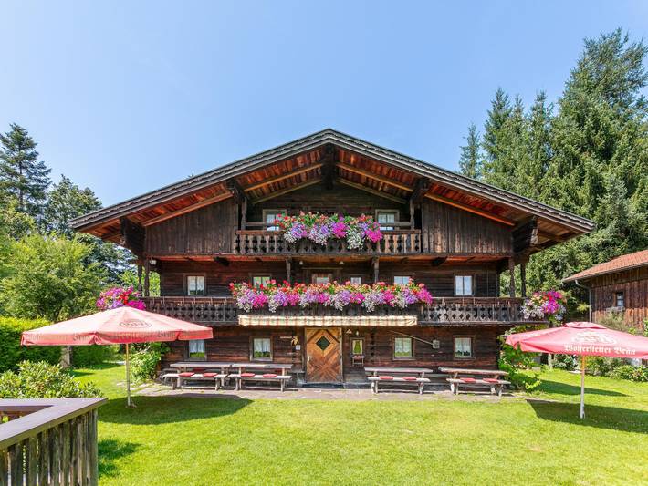 Ferienhaus für 20 Personen, mit Terrasse und Garten in Tirol