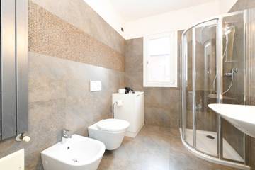 Loft per 5 Persone in Desenzano del Garda, Prealpi Gardesane, Foto 4