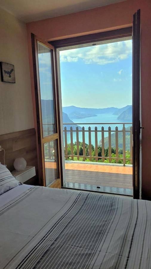 Appartamento vacanze per 4 persone, con vista lago e panorama nonché terrazza, con animali domestici - 1