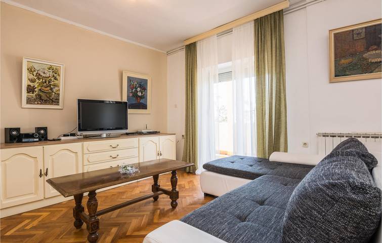 Ferienhaus für 14 Personen, mit Terrasse in Petrcane - 3