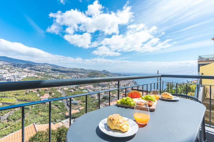 Ferienhaus für 5 Personen, mit Balkon und Meerblick sowie Ausblick - 1