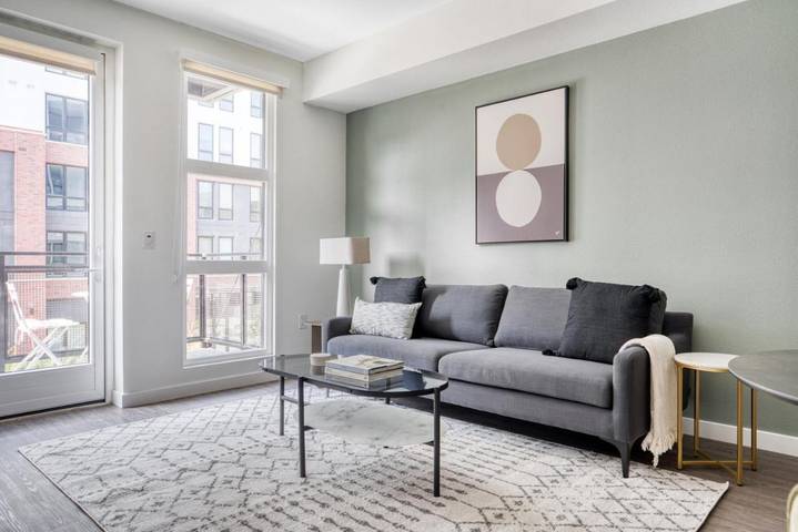 Appartement de vacances pour 2 personnes, avec balcon et piscine, animaux acceptés