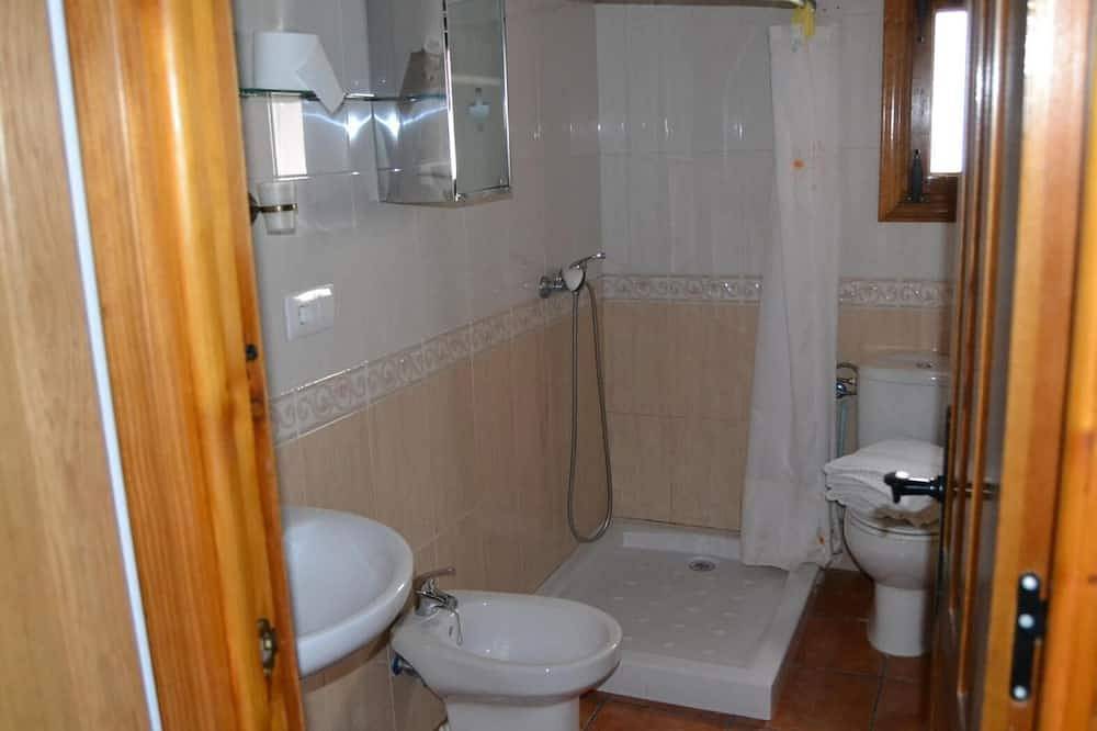 Country House 'El Bañaor' with Mountain View, Wi-Fi and Air Conditioning in Benizar, Moratalla