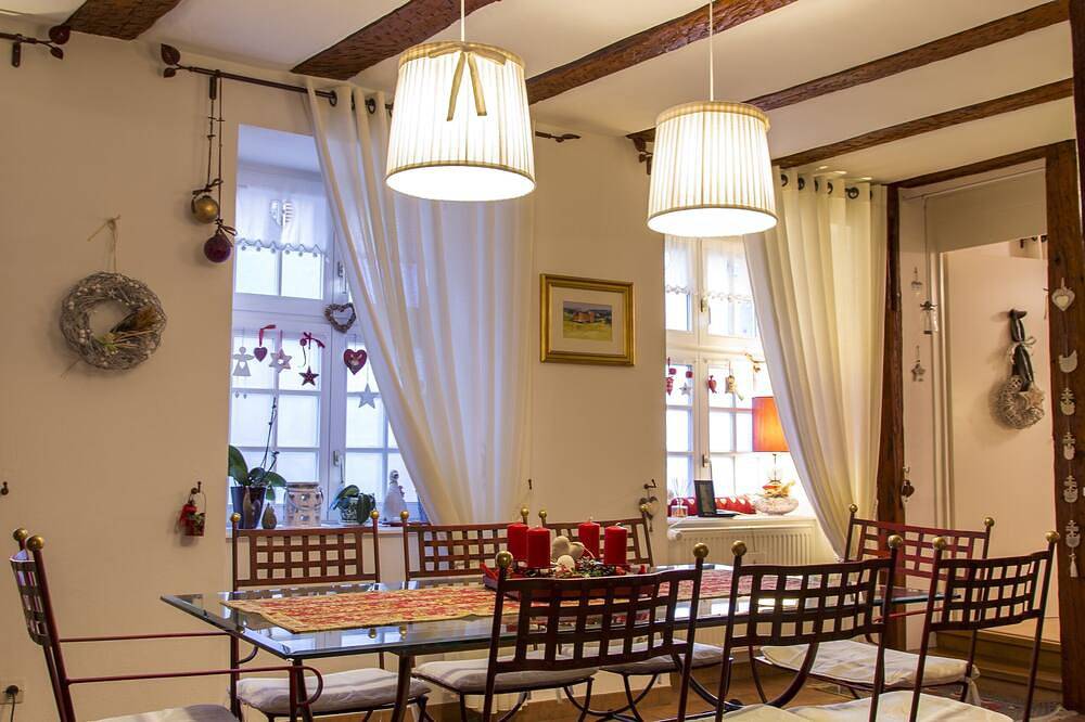 Entire apartment, 90m2 gîte coconing, between Colmar and Strasbourg, on the beautiful Route des Vins in Ribeauvillé, Parc naturel régional des Ballons des Vosges