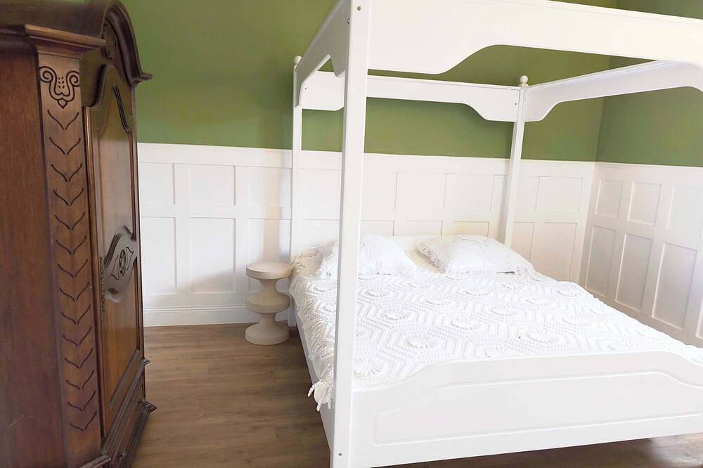 Ganze Wohnung, Chateau Suite Ernestine in Malberg, Eifelkreis Bitburg-Prüm