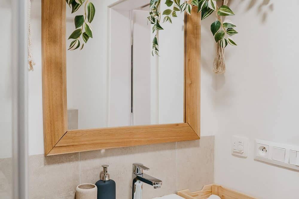 Ganze Wohnung, Boho Old town Apartment with Balcony in Bratislava, Bratislava und Umgebung