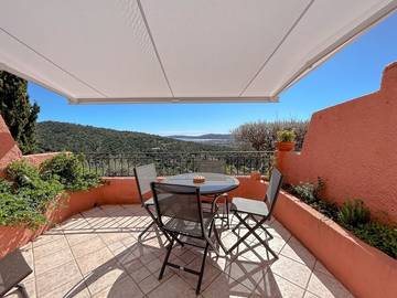 Ferienhaus für 4 Personen, mit Terrasse und Pool in Grimaud