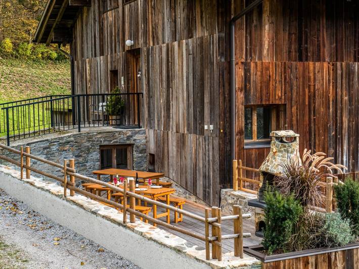 Ferienwohnung für 10 Personen, mit Terrasse und Sauna in Tirol