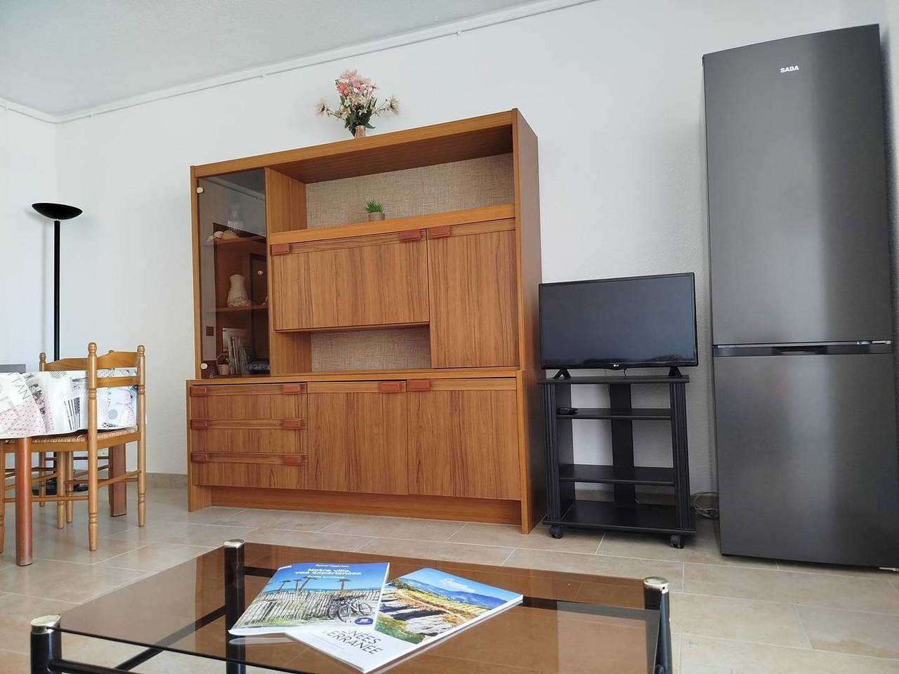 Appartement de vacances entier, Plage, commerces et animations pour ce T2 avec parking privatif in Saint-Cyprien-Plage, Saint-Cyprien