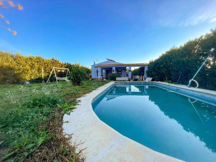 Chalet para 6 personas, con piscina además de terraza y jardín - 1