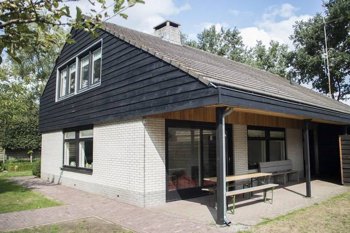 Bungalow voor 12 personen, met tuin in Otterlo