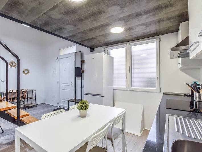 Ganze Wohnung, Bernabeu 5 ext in Tetuán, Madrid
