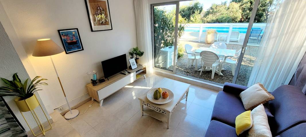 Gîte pour 4 personnes, avec piscine et terrasse à Gassin - 3